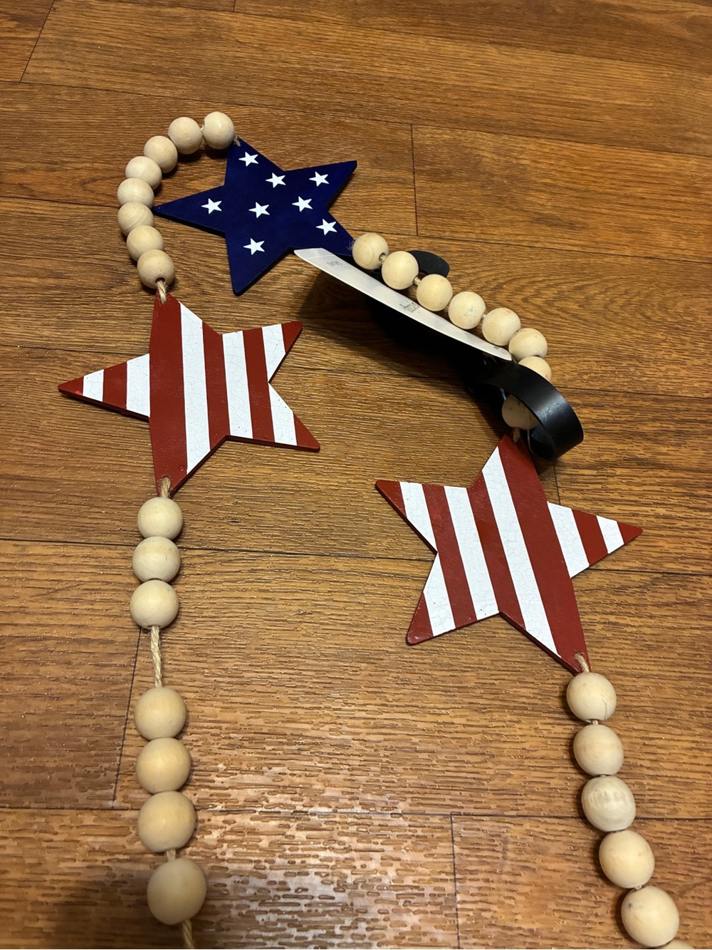 Patriotic Americana Wood Star and Beaded Garland Red, White & Blue NWT
